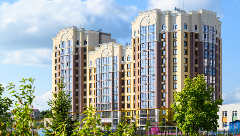 Прозрачность стройки в одном клике: наш.дом.рф и «MAX» запустили информационный чат-бот