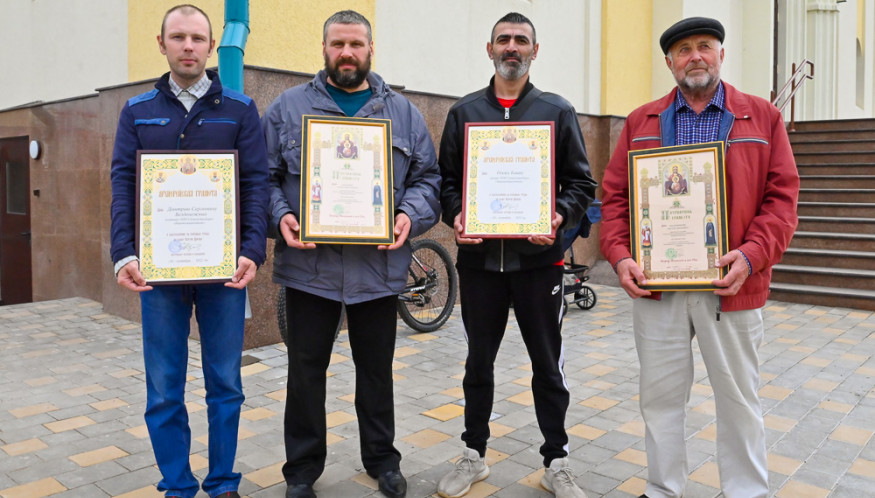 В Чистых прудах освятили Храм в честь Рождества Пресвятой Богородицы