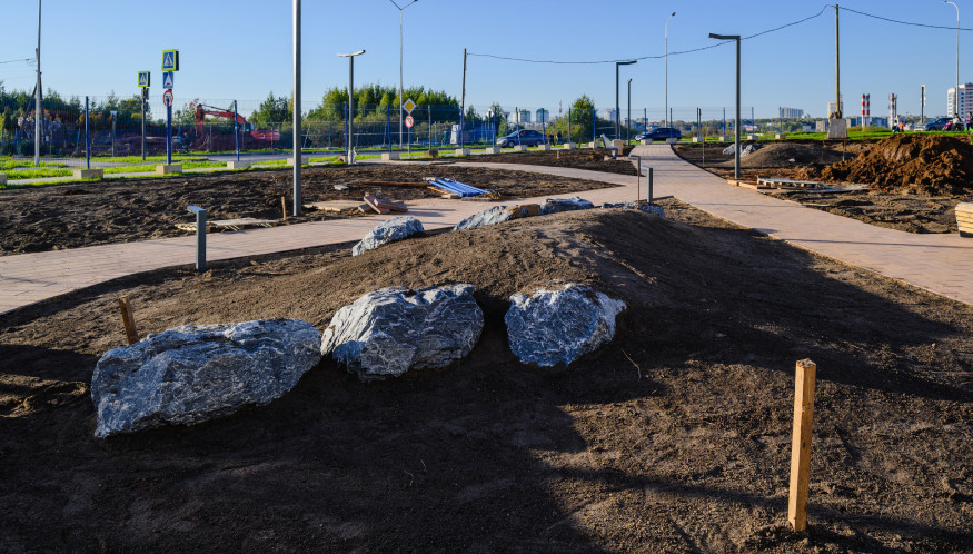 Благоустройство сквера в Чистых прудах: КСМ создает уютное пространство для отдыха