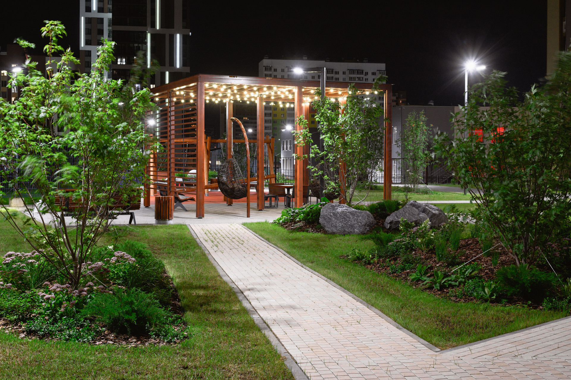 Двор вечер_2