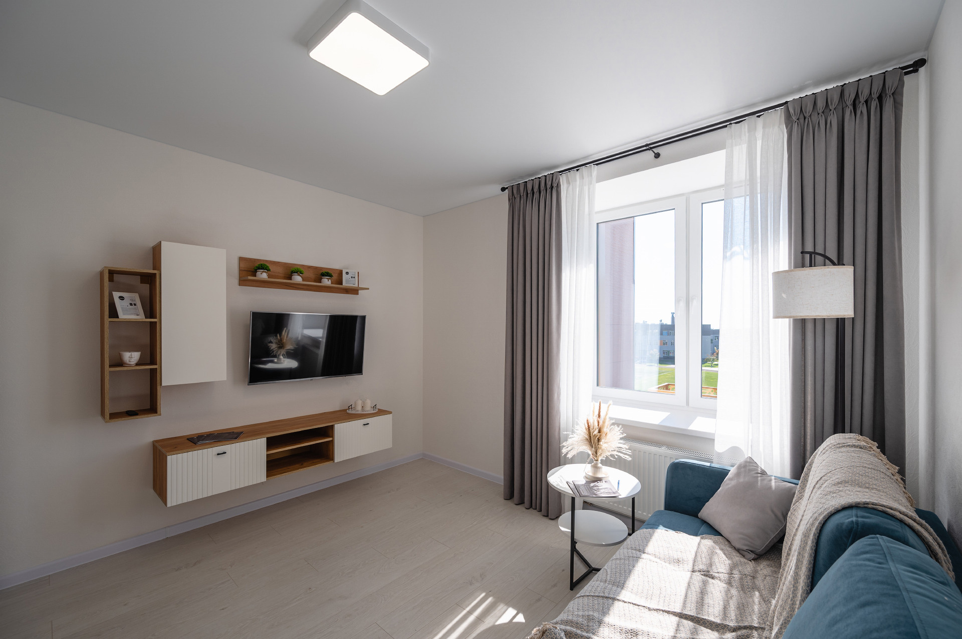 -10 000 за кв. м на чистовую отделку